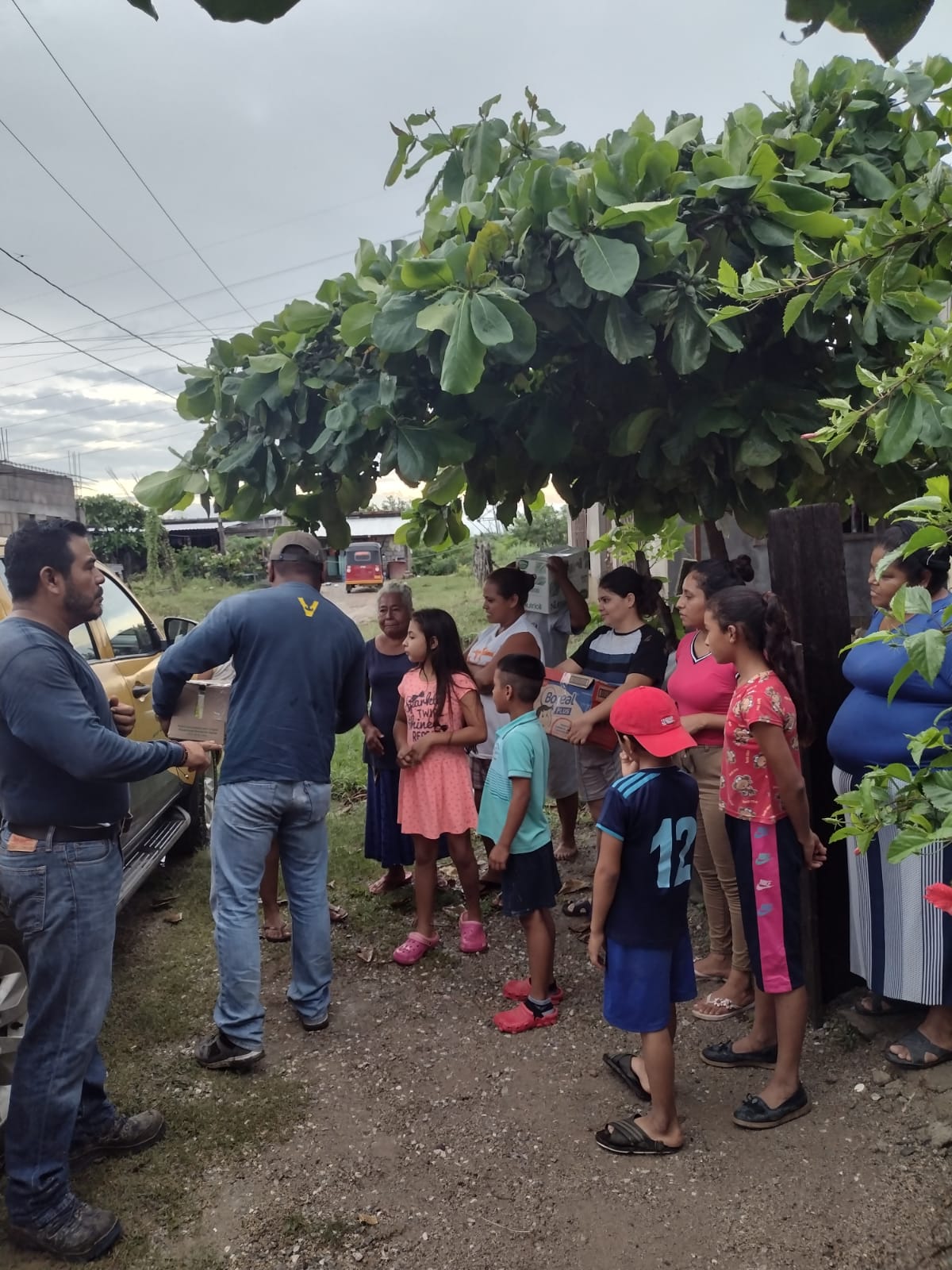 Participation in the flood recovery activities in the Istmo of Oaxaca
