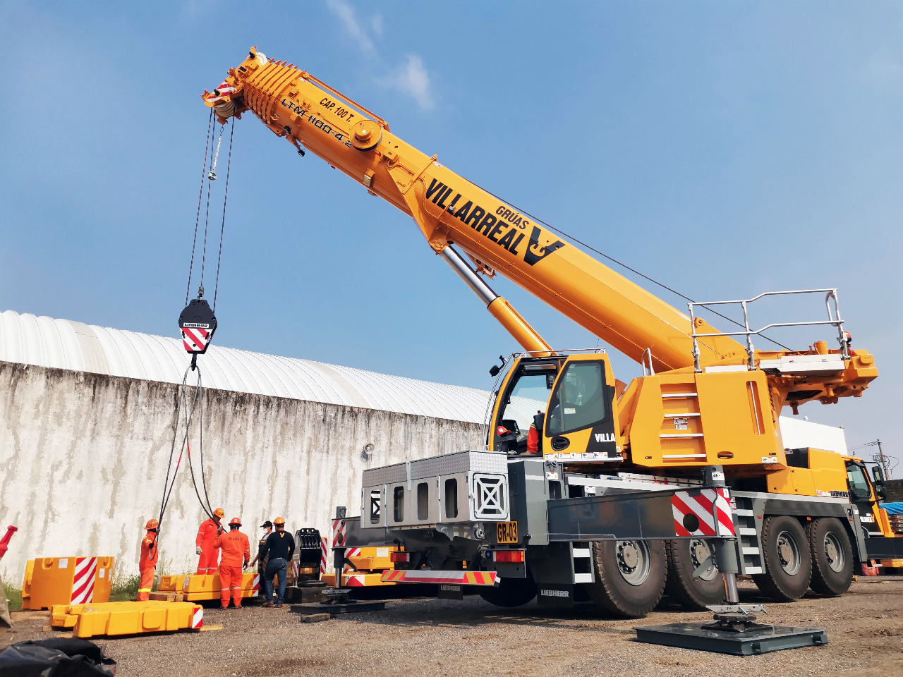 Purchase of a 130-ton crane and training by Liebherr’s personnel